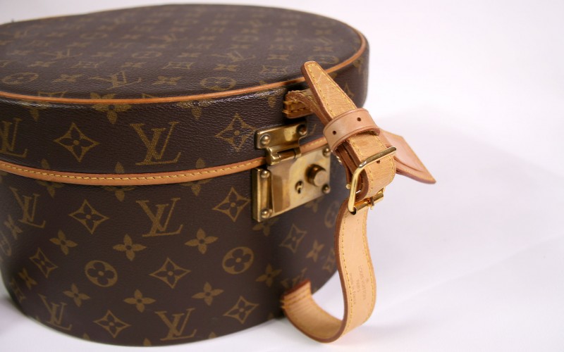 Louis Vuitton Hat Box w Lock by Louis Vuitton (Co.) on artnet